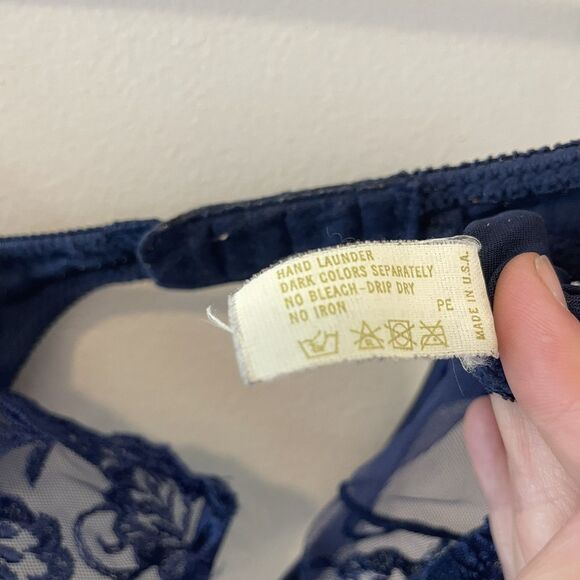 Vintage Victoria’s Secret Gold Label Floral Bra Lace Sz 34C - Picture 5 of 5